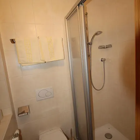 Alpenbauernhof Groebenhof Villa Fulpmes Room photo