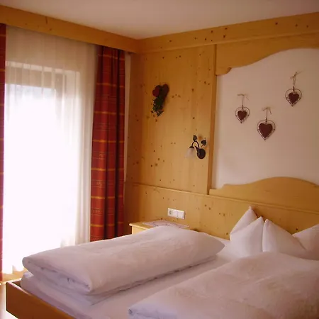 Alpenbauernhof Groebenhof Villa Fulpmes Room photo